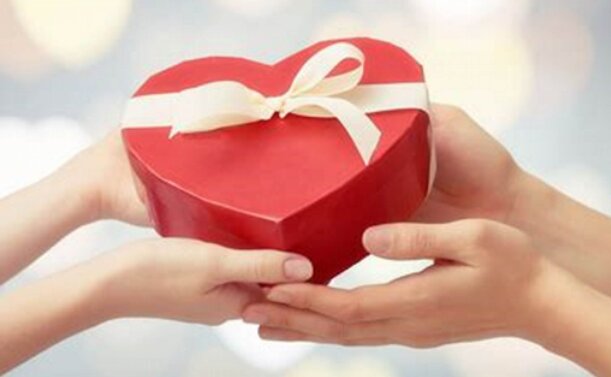 کادوی روز دختر چی بخریم کادوی روز دختر چی بخریم