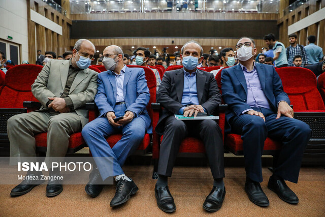 جبلی به دانشگاه صنعتی شریف رفت/شعار بازگشت فردوسیپور و پاسخ