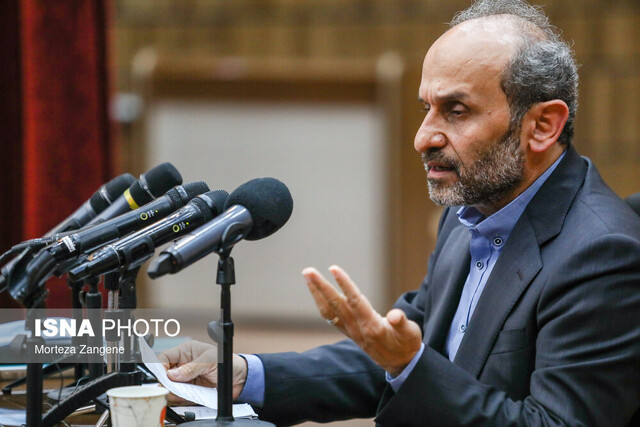 جبلی به دانشگاه صنعتی شریف رفت/شعار بازگشت فردوسیپور و پاسخ