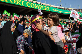 اجتماع خانوادگی «سلام فرمانده» - استادیوم آزادی