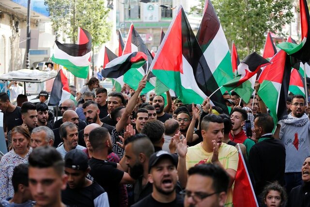 راهپیمایی پرچم فلسطینیان در پاسخ به راهپیمایی پرچم صهیونیست‌ها
