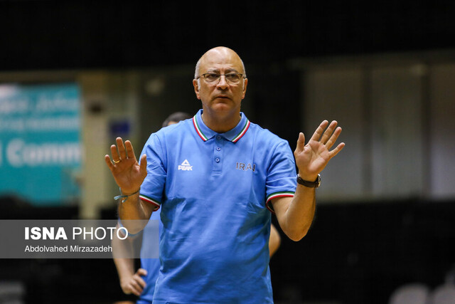 ارمغانی: آماده بازی با قزاقستان هستیم/ تیم ملی بسکتبال یکدل است ارمغانی: آماده بازی با قزاقستان هستیم/ تیم ملی بسکتبال یکدل است