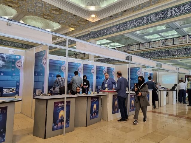 عرضه تجهیزات پیشرفته صنعتی و پزشکی و رباتهای همهکاره در نمایشگاه "عصر امید"