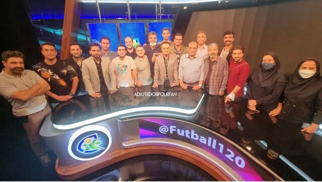 تصاویری از پشت صحنه آخرین «فوتبال ۱۲۰» فردوسی پور