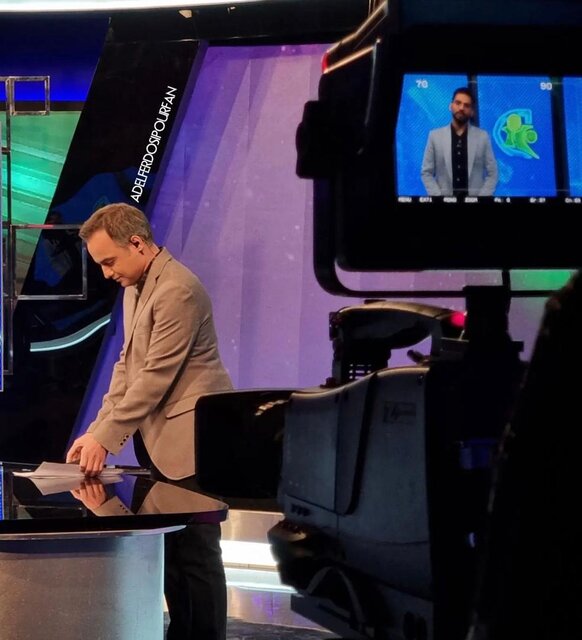 تصاویری از پشت صحنه آخرین «فوتبال ۱۲۰» فردوسی پور