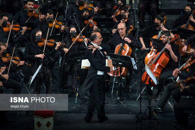 لطفا حین اجرا دست نزنید! لطفا حین اجرا دست نزنید!