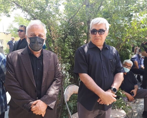 حاتمیکیا، میرعلایی و نجاریان در مراسم خاکسپاری یک همکار