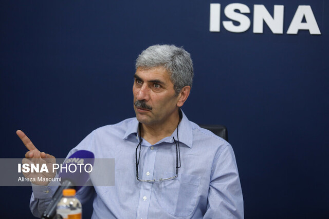 نادر محمدخانی: کاش علی پروین سلطان میماند/ توهینهای منافقین ما را تهییج کرد