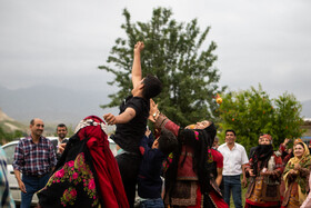 رسم سیبونار در مراسم عروسی کرمانجی