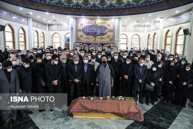 سیدمحمود دعایی در مراسم اقامه نماز بر پیکر محمدرضا شجریان ما که جز خوبی از او ندیدیم