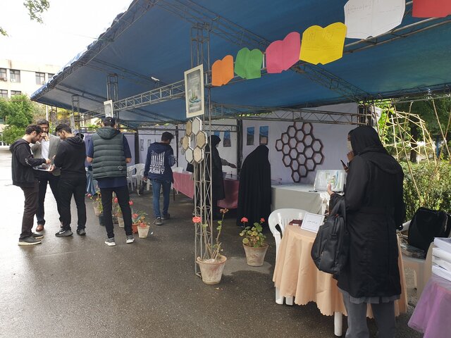 برپایی برنامههای هفته نانو در دانشگاه گلستان