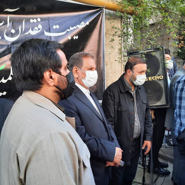 مراسم تشییع پیکر سیدمحمود دعایی از موسسه اطلاعات در حال برگزاری است