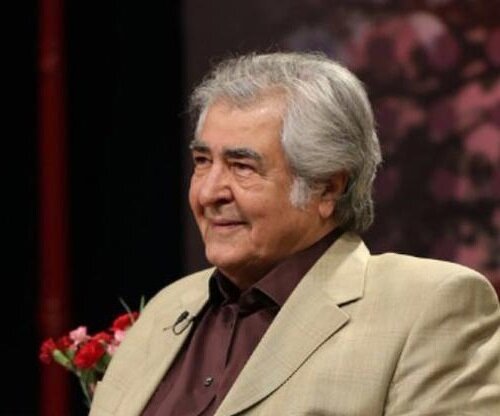 محمود عزیزی پس از ۳۰ سال در سینما فیلم میسازد محمود عزیزی پس از ۳۰ سال در سینما فیلم میسازد