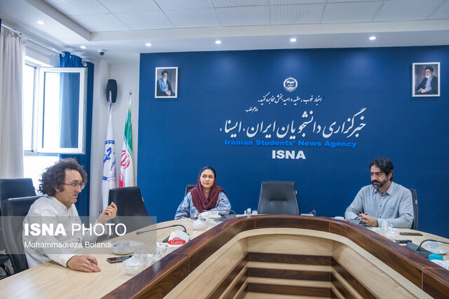 عینک واقع بینی بزنیم! عینک واقع بینی بزنیم!