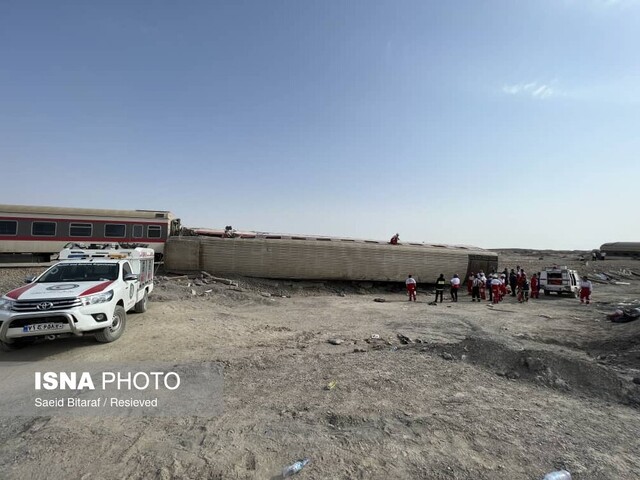 مسافران سانحه‌‎دیده قطار به یزد منتقل می‌شوند