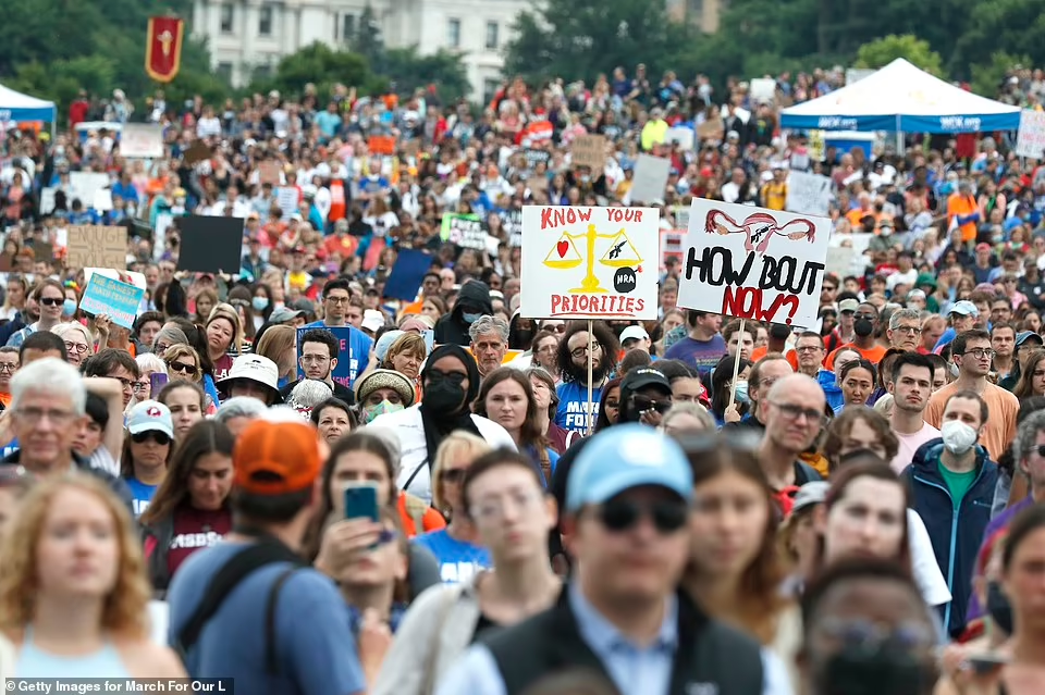 تظاهرات گسترده آمریکاییها در اعتراض به قوانین سلاح