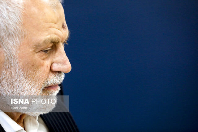 پروین از قرارداد نجومی به خاطر رفسنجانی گذشت/ ۲ استعفا بخاطر اختلاف با نخستوزیر!