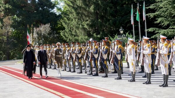 استقبال رییس‌جمهور کشورمان از رییس‌جمهور ترکمنستان