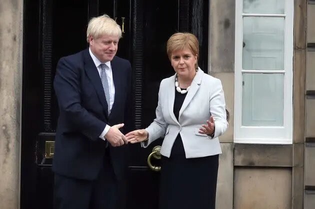 جانسون درخواست استورجن برای برگزاری دومین رفراندوم استقلال اسکاتلند را رد کرد
