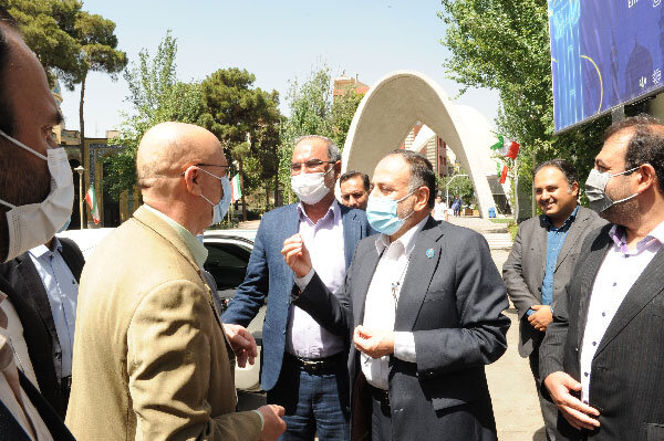 بازدید وزیر علوم از پروژههای آماده بهره برداری دانشگاه علم و صنعت