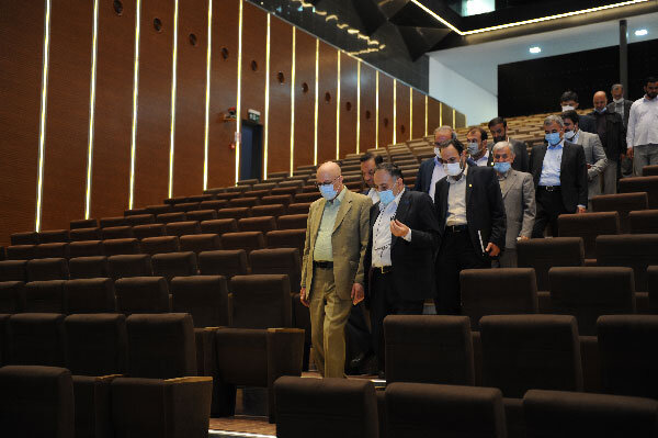 بازدید سرزده وزیر علوم از دانشگاه علم و صنعت