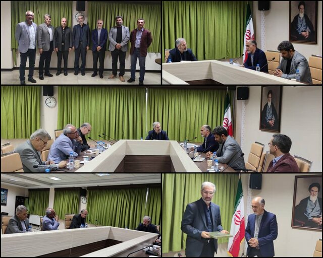 معاون هنری با شورای عالی مجمع انجمن خوشنویسان ایران دیدار کرد معاون هنری با شورای عالی مجمع انجمن خوشنویسان ایران دیدار کرد