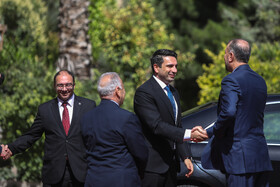 دیدار رئیس مجلس ارمنستان با امیر عبداللهیان