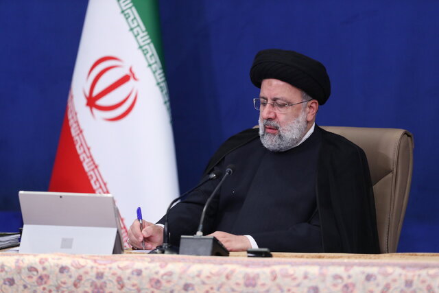 رئیس‌جمهور درگذشت حجت‌الاسلام اشرفی اصفهانی را تسلیت گفت