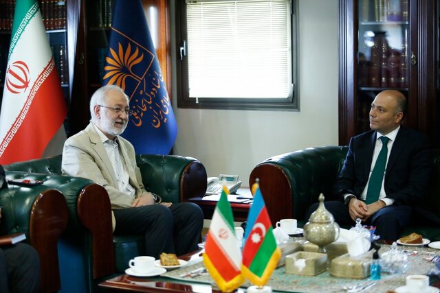  دیدار وزیر فرهنگ جمهوری آذربایجان با رئیس کتابخانه ملی ایران 
