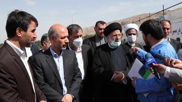 رئیسی: کشوری میتواند مستقل و مقاوم باشد که دستش جلوی بیگانگان دراز نباشد رئیسی: کشوری میتواند مستقل و مقاوم باشد که دستش جلوی بیگانگان دراز نباشد