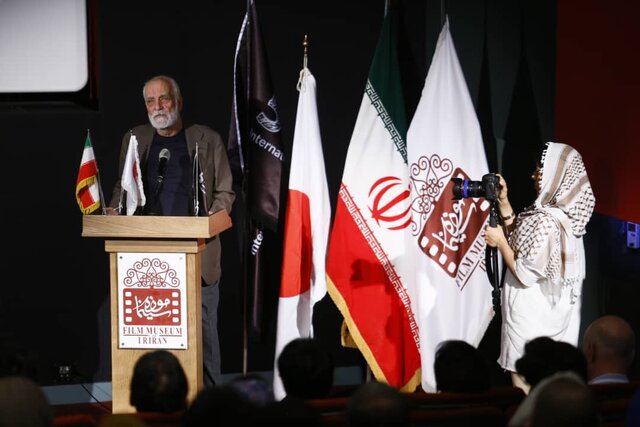 جهان با وجود عباس کیارستمی معنای تازهای پیدا کرد