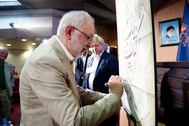 مراسم رونمایی از کتاب «روستای دُماب» برگزار شد