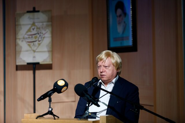 مراسم رونمایی از کتاب «روستای دُماب» برگزار شد