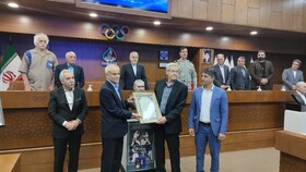 رونمایی از تندیس پیشکسوت ارمنی بوکس ایران