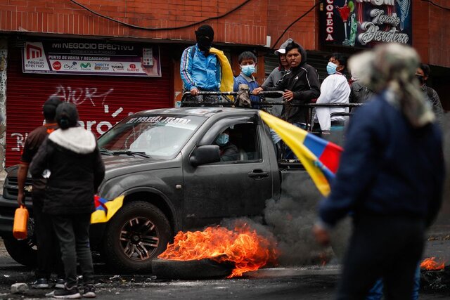 قانونگذاران اپوزیسیون اکوادور به دنبال برکناری رئیس جمهوری