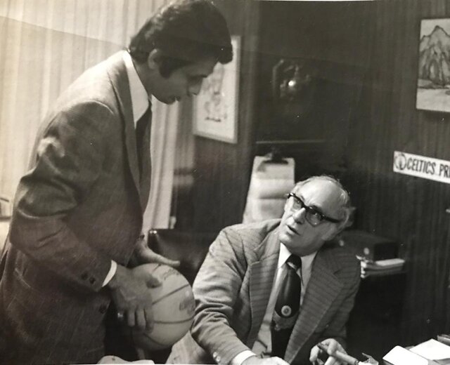 یک قرن بسکتبال با خانواده توفیق/ ناگفتههای پدر و پسری!