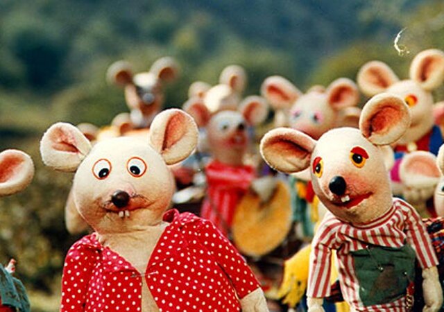 این عروسک ها از بازیگران سلبریتی تر اند!