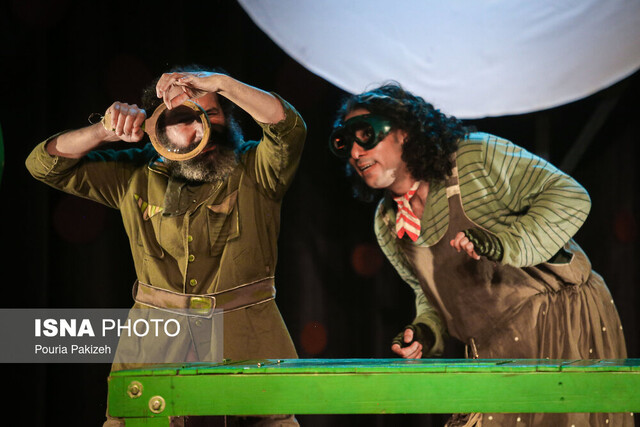 عکس تزیینی است چرا فراخوان جشنواره تئاتر کودک و نوجوان یزد اعلام نمیشود؟