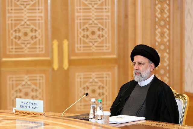 از ابلاغ سلام پوتین به رهبری تا تاکید بر ممنوعیت حضور نیروهای بیگانه در دریای خزر