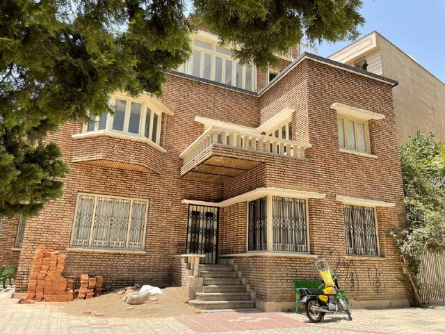 «خانه لرزاده» پشت درهای بسته در انتظار چیست؟
