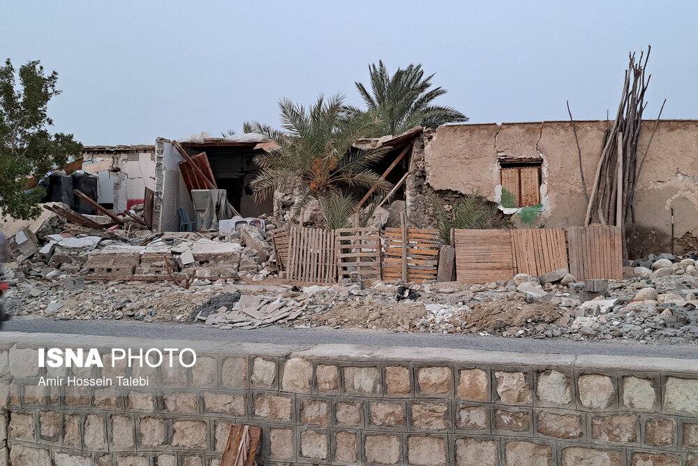 گزارش تصویری / تخریب ۱۰۰ درصدی برخی منازل در زلزله هرمزگان