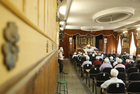 شهیدی تاکید دارد «اما این نکته سررشته این میراث مشترک نیست. آن جمعی که برای نخستین بار پایه مطالعات ایرانی و فرهنگ و زبان‌های باستانی را در دهه بیست در دانشکده ادبیات دانشگاه تهران بنیان نهادند همزمان با تدریس برای دانشجویان در دانشکده، آموزش‌های آزاد همان مباحث برای عموم ایرانیان را در تالار موزه ایران باستان و دبیرستان فیروزبهرام آغاز کردند. در واقع فیروزبهرام جایگاه آموزش‌های آزاد دانشکده ادبیات بود.»
