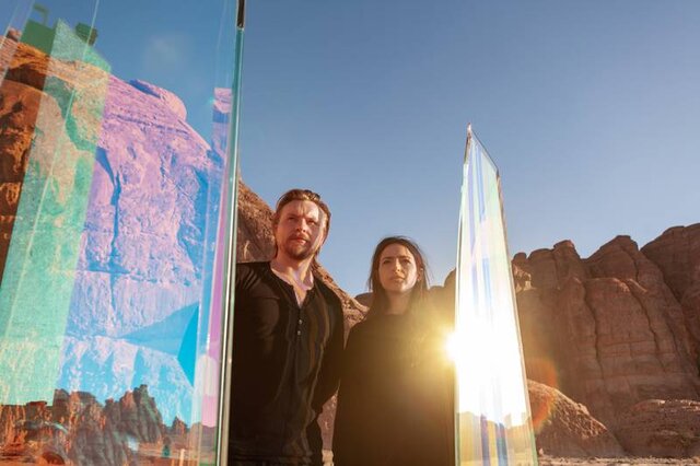 تصاویری از چیدمانهای عظیم هنری در کنار اهرام مصر