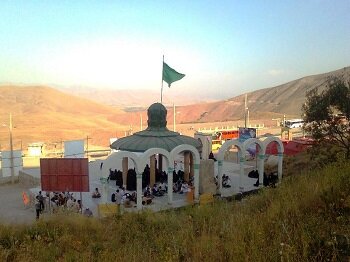 برگزاری دعای عرفه در  یادمان شهدای تمرچین