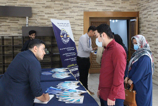 آشنایی دانشآموزان هنرستانی با رشته مهندسی برق دانشگاه امام رضا (ع)