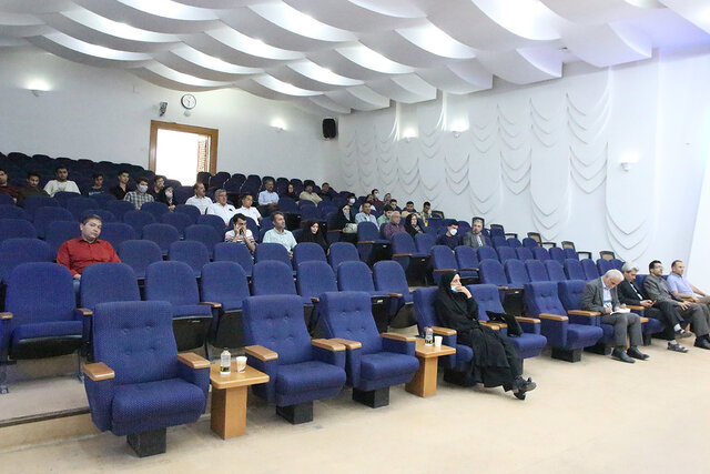 آشنایی دانشآموزان هنرستانی با رشته مهندسی برق دانشگاه امام رضا (ع)