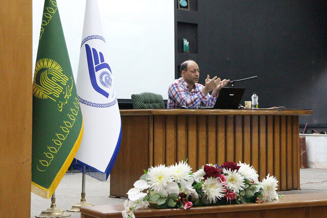 آشنایی دانشآموزان هنرستانی با رشته مهندسی برق دانشگاه امام رضا (ع)