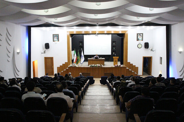 آشنایی دانشآموزان هنرستانی با رشته مهندسی برق دانشگاه امام رضا (ع)