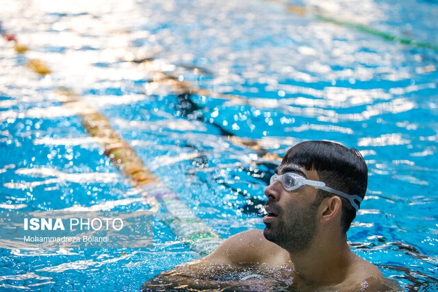 ایزدیار: در بچگی از آب میترسیدم/ ۶ طلایم را به پرسپولیس تقدیم کردم!