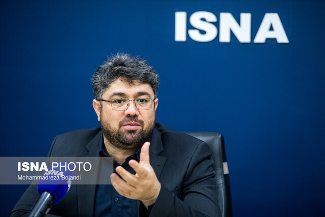 بازداشت یکی از مدیران شرکتهای تامین اجتماعی به اتهام فساد بازداشت یکی از مدیران شرکتهای تامین اجتماعی به اتهام فساد